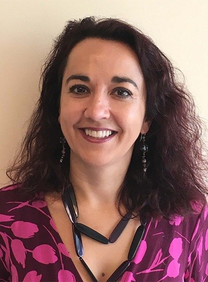 Dra. Verónica Martínez-Cerdeño